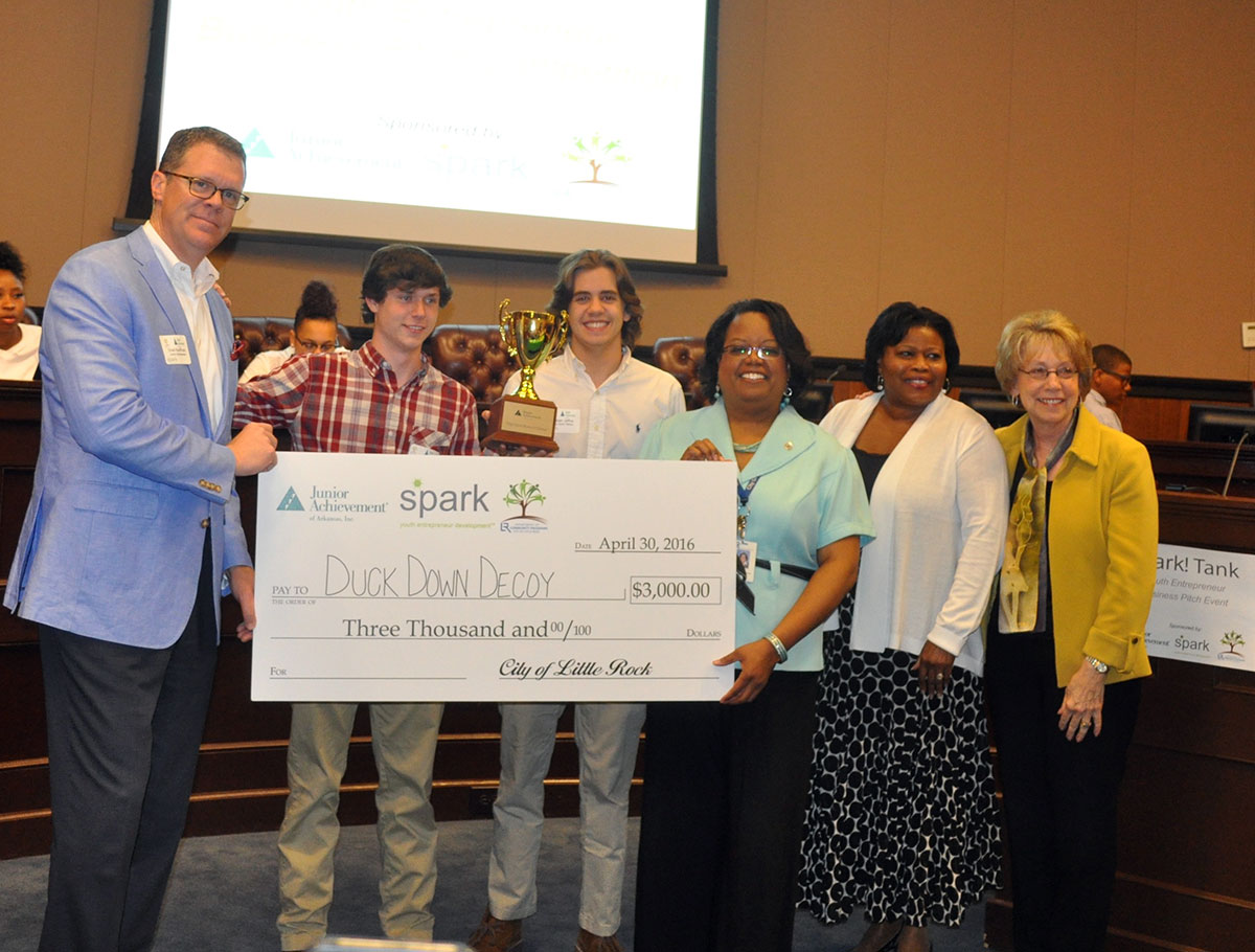 Little Rock Students Participate in Spark! Tank Event)