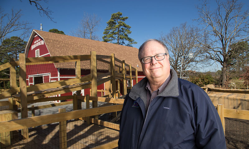 Zoo Director Mike Blakely Announces Retirement)