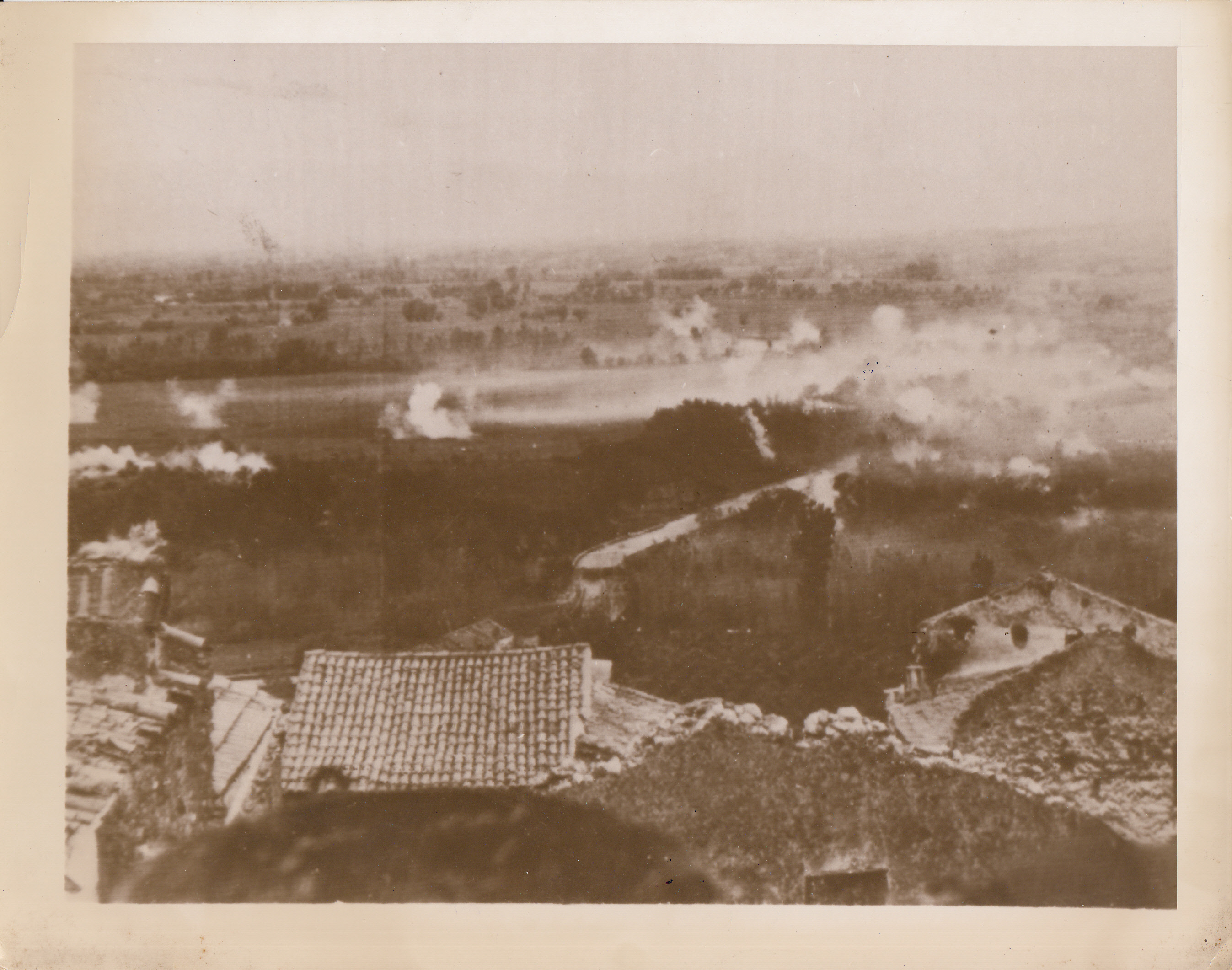 No Title. SAVONE RIVER, FRANCOLISE, ITALY - British 8th Army captured the town of Isernia.;